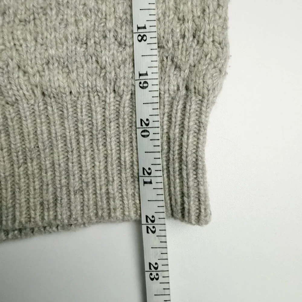 J. Crew Cable Knit Crewneck Sweater Women's Size Small Grey Lambs Wool Blend